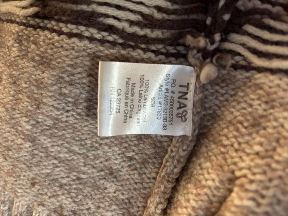 Aritzia TNA Sweater Size Small - photo 4