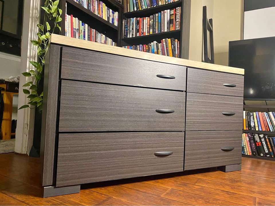 FREE DELIVERY: Executive Dresser $210 (HRM)