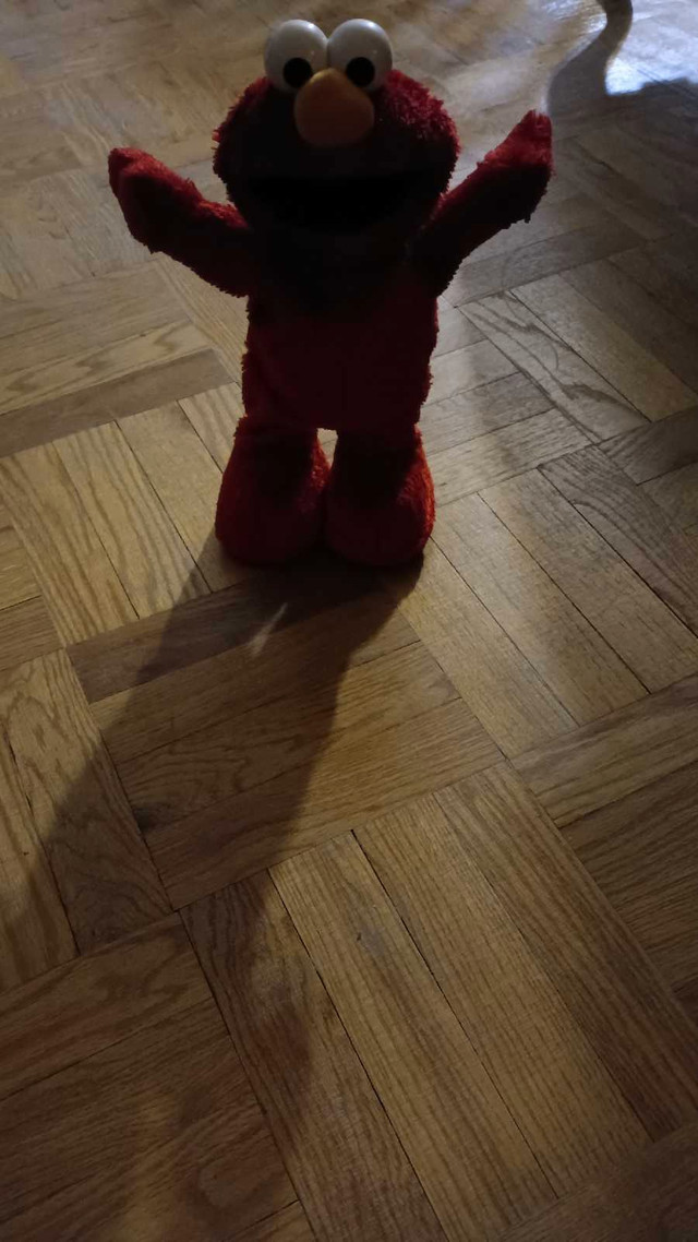 Elmo Interactive Toy - photo 4