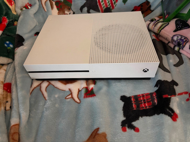 Xbox One S