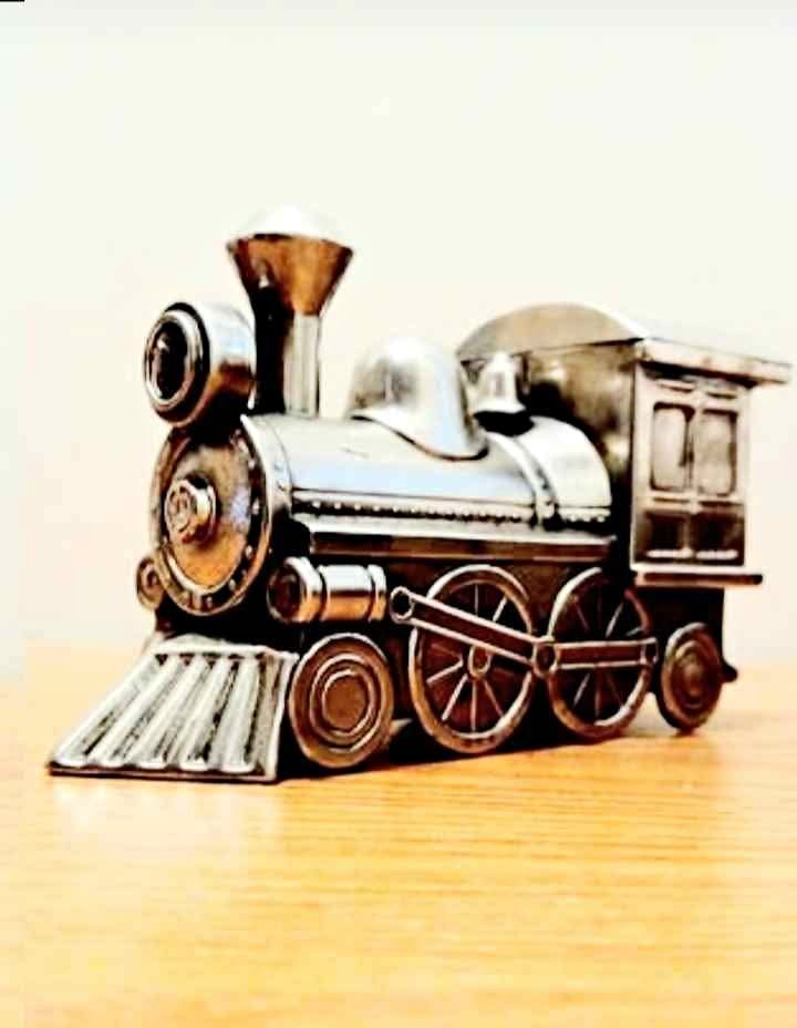 Vtg. Elegance S. P. Zinc Locomotive Figurine