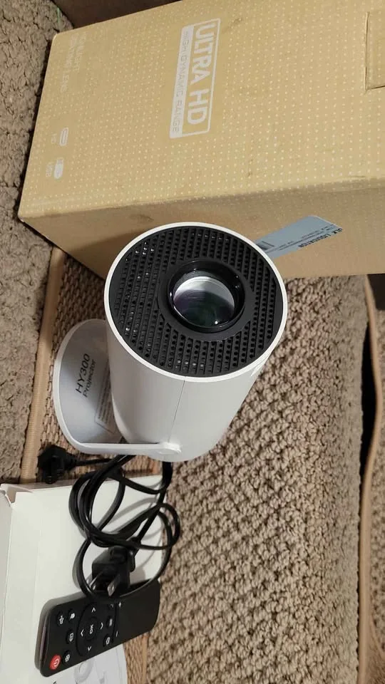 HY300 Portable Projector image indicator(2)