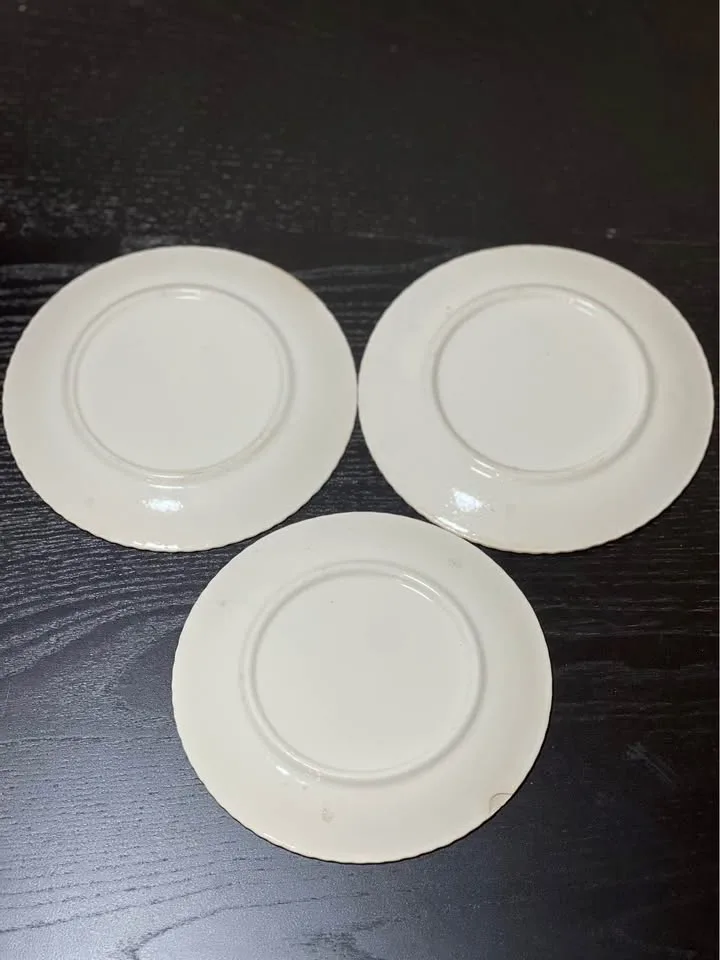 Blue Ridge Southern Potteries Vintage Plates image indicator(2)