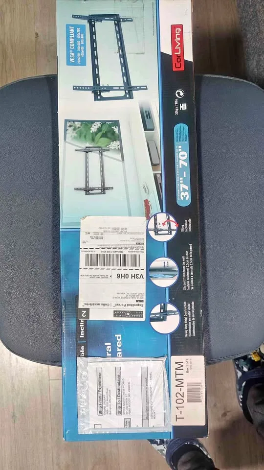 CorLiving tilting wall mount for Tv (Brand new) thumbnail