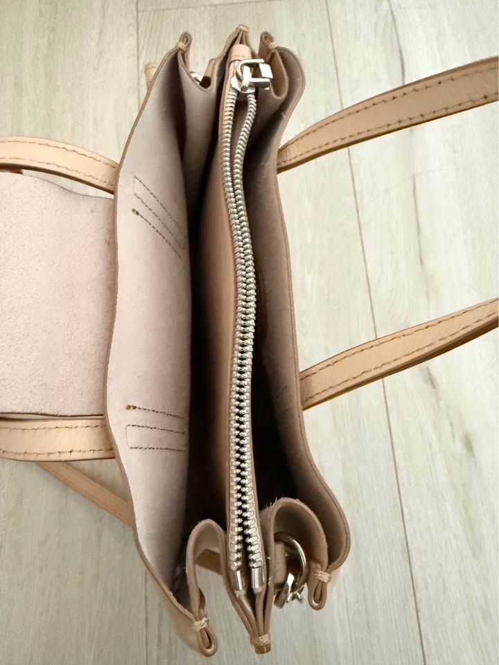Rabeanco Hobo-style handbag, blush pink - photo 2