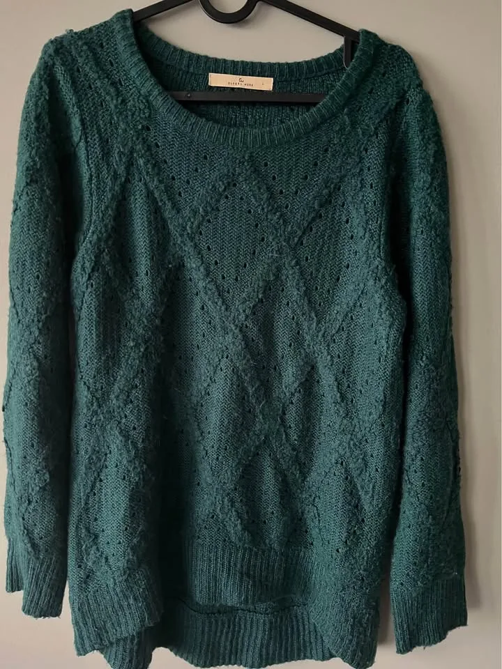 Women’s Sweater (Free Size) thumbnail