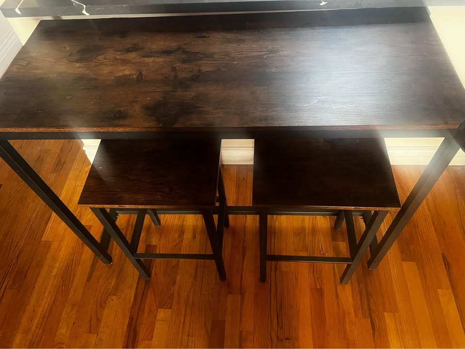 High top counter table w/ stools - photo 4