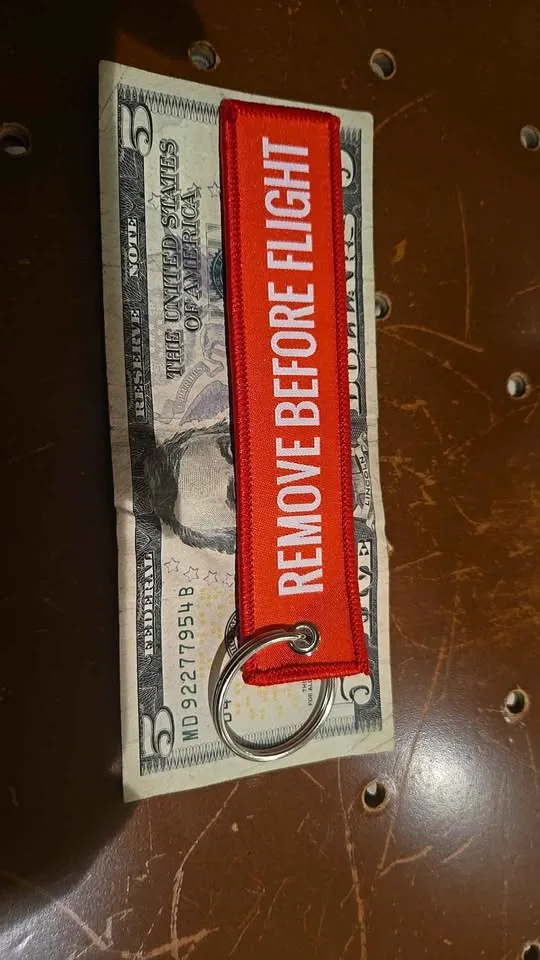 Keychain tag, remove before flight (printed) image indicator(4)