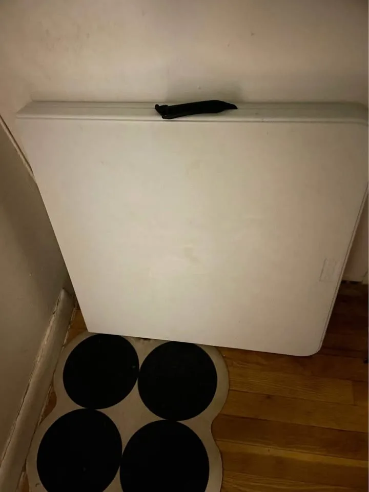 4” x 2” White Folding Table image indicator(7)