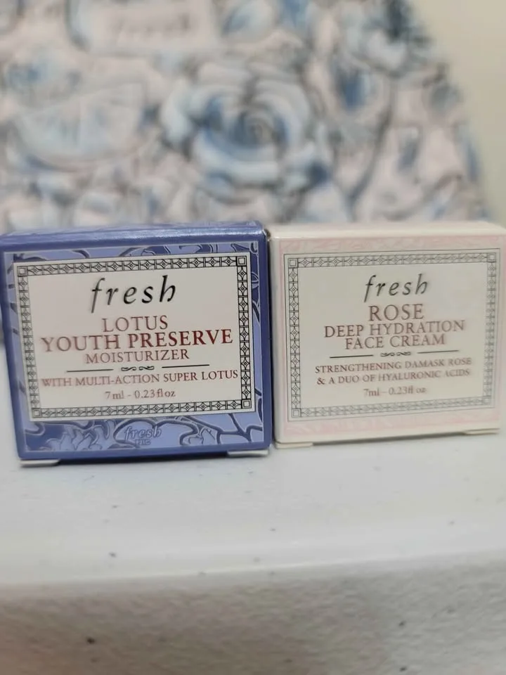 New Fresh Skincare Bundle image indicator(3)