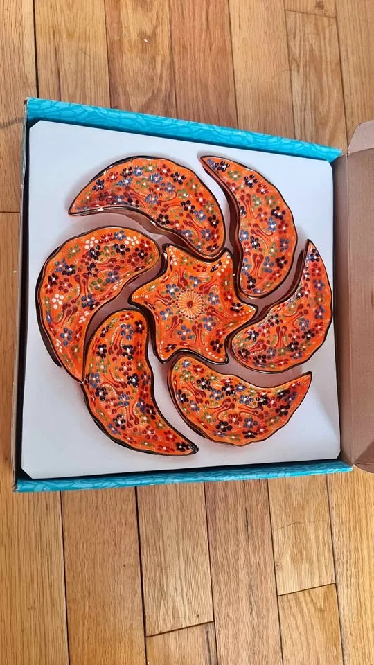 Set of 8 Decorative Dishes