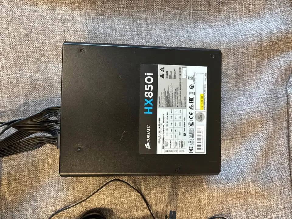 Corsair HX850i – 850W Platinum Fully Modular PSU image indicator(2)