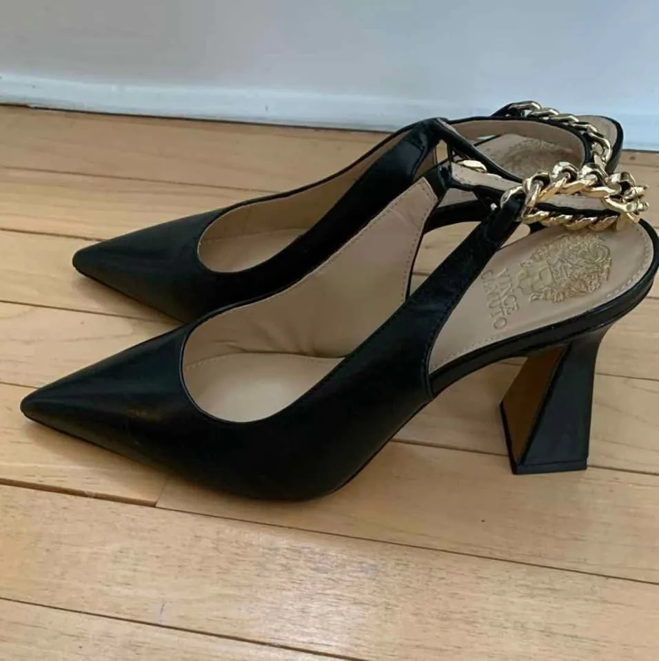 Womens Vince Camuto heels Size 10 image indicator(2)