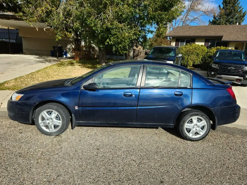 2007 Saturn Ion image indicator(2)