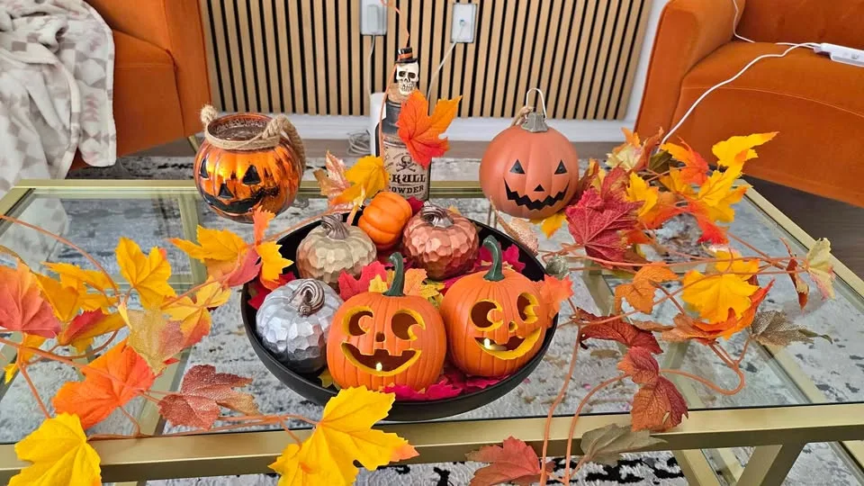 HALLOWEEN DECOR thumbnail