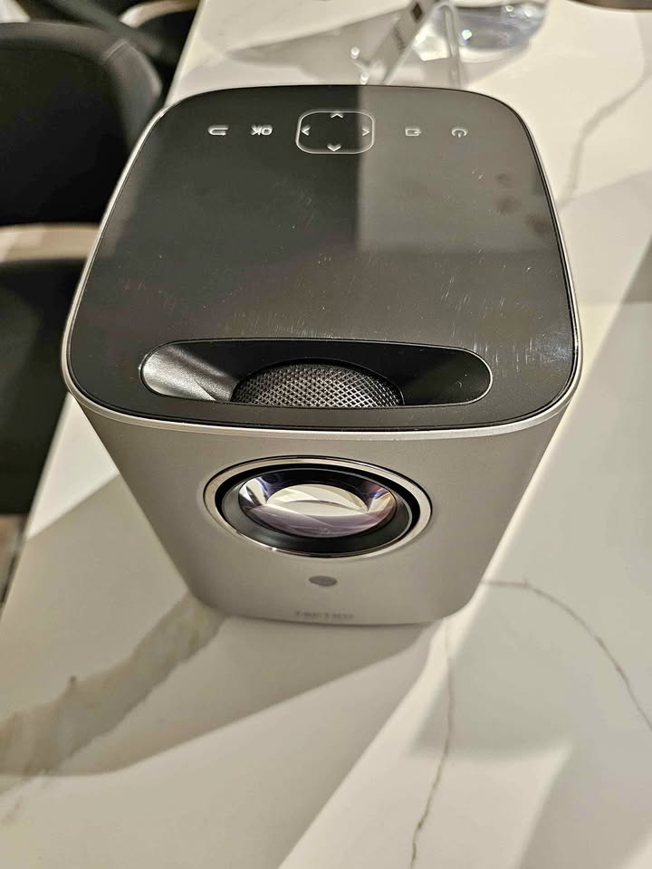 TOPTRO Portable Projector