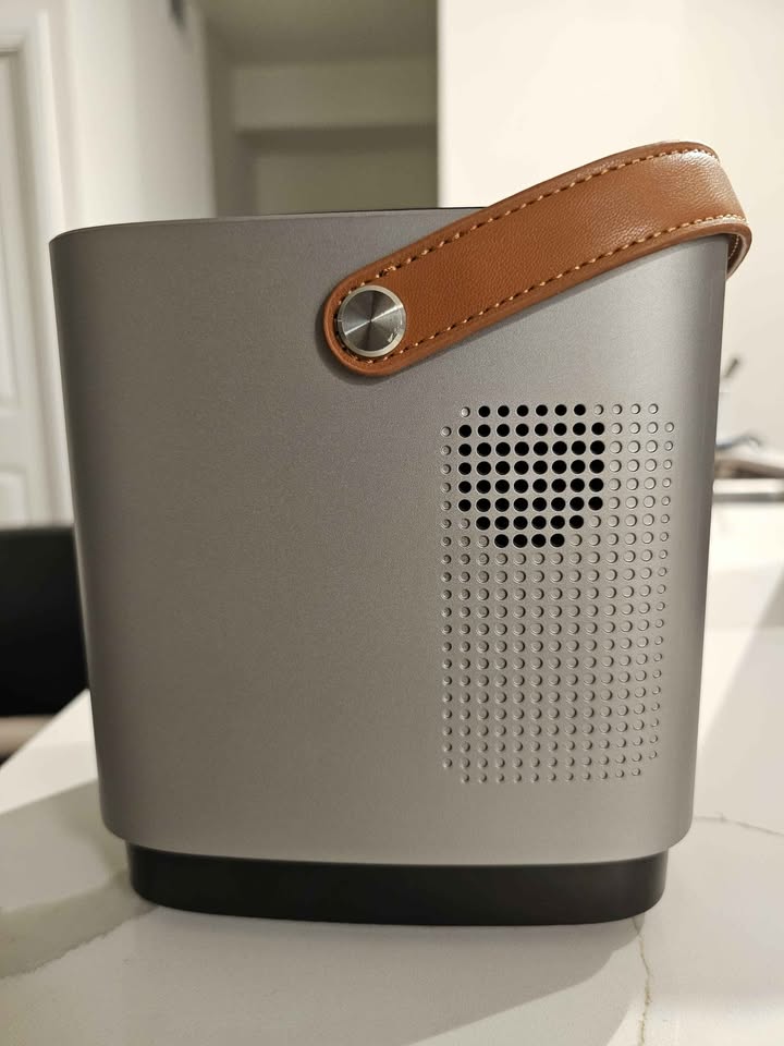 TOPTRO Portable Projector - photo 5
