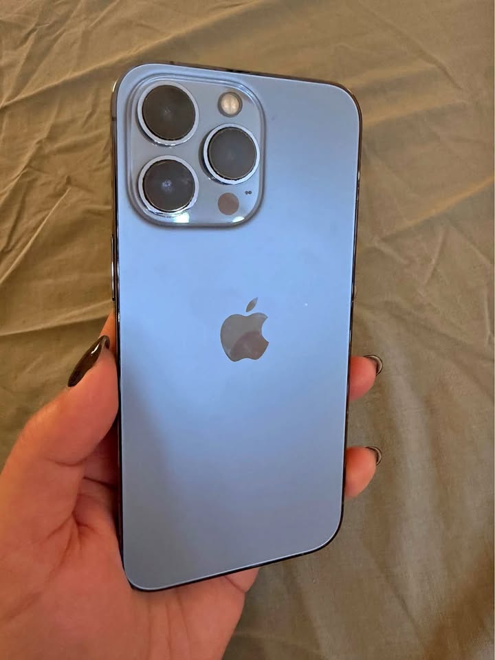iPhone 13 Pro - 128 GB (Sierra Blue)