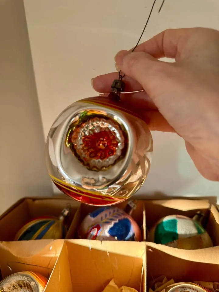 Vintage Mid-Century Mercury Glass Ornaments - Lot of 6 image indicator(2)