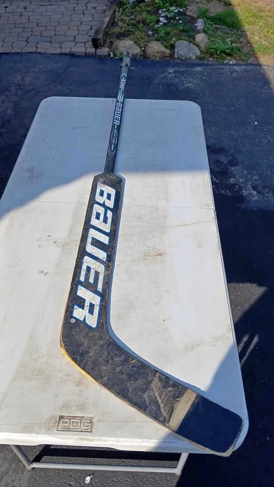 Bauer r1000 Jr pro goalie stick