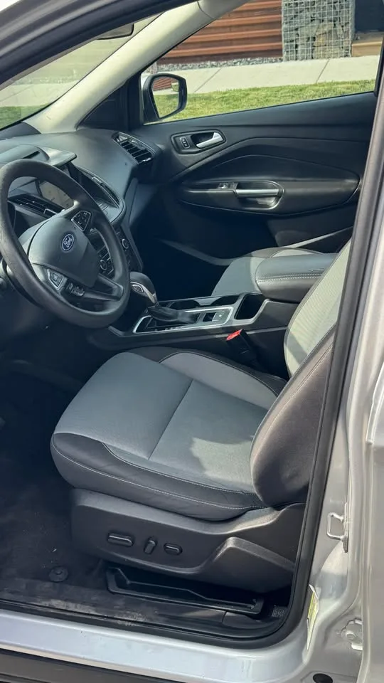 2018 Ford Escape Se image indicator(9)