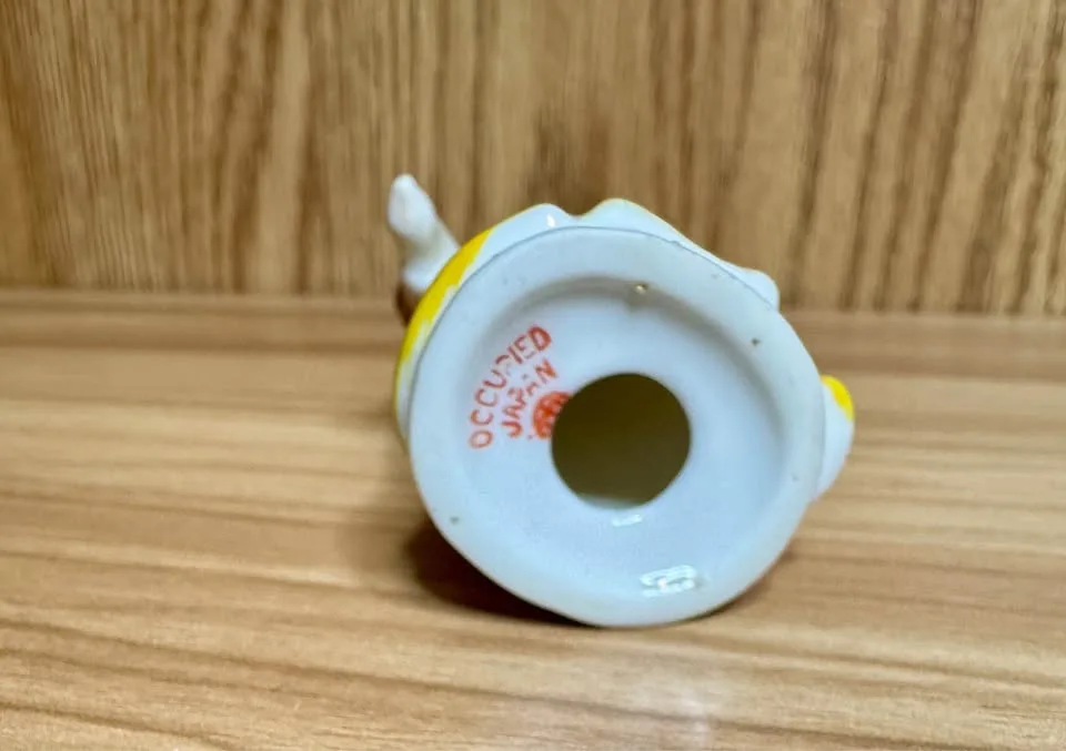 7 Vintage Porcelain Figurines - Circa 1945-1955 - $40 image indicator(6)