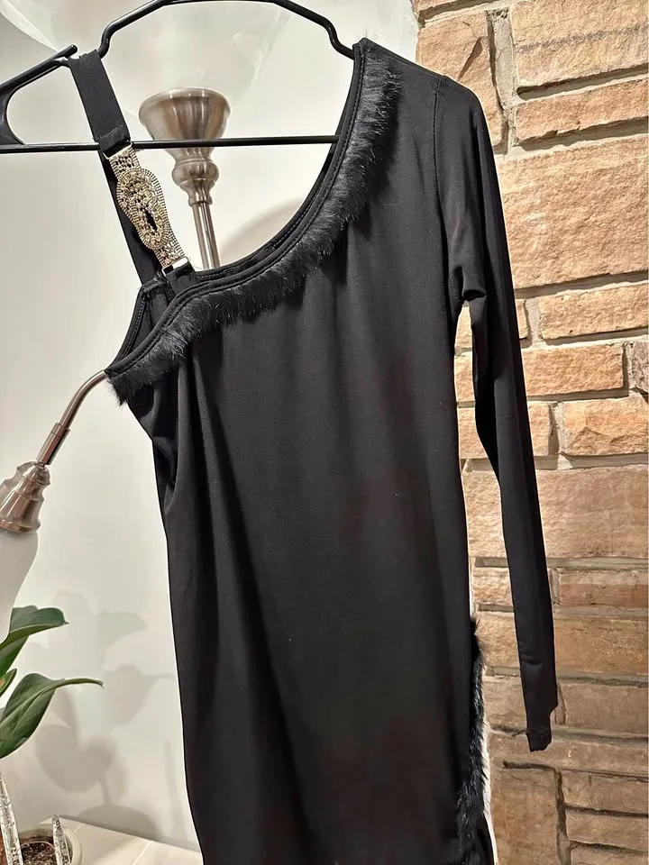 Black One-Shoulder Mini Dress with Rhinestone Detail thumbnail