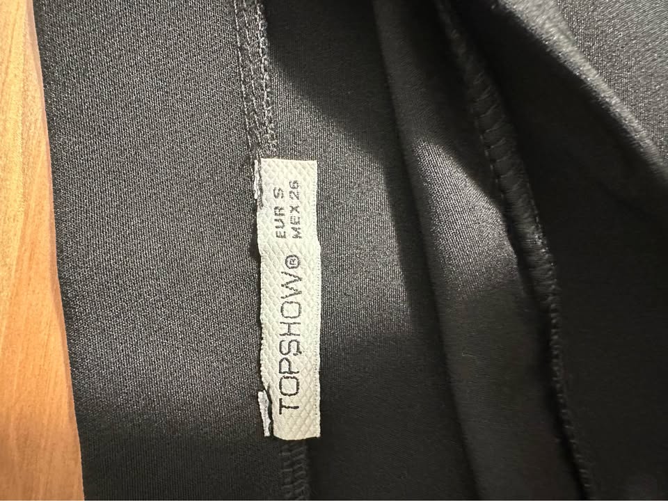 Black mini skirt - photo 2