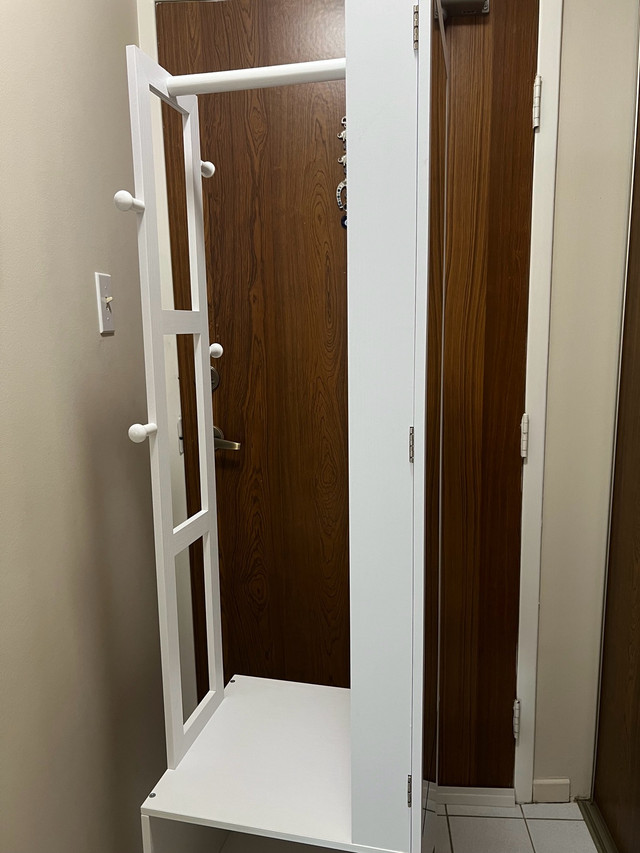 Mirror jewelry/makeup cabinet with lock - photo 5