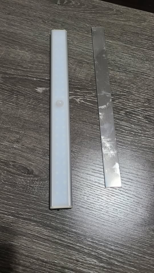 Motion Sensor Rechargeable Magnetic LED Light Bar - photo 5