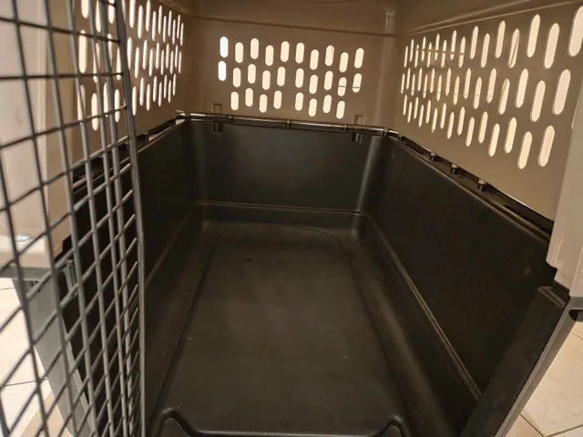 Large Petmate Pet Kennel image indicator(3)