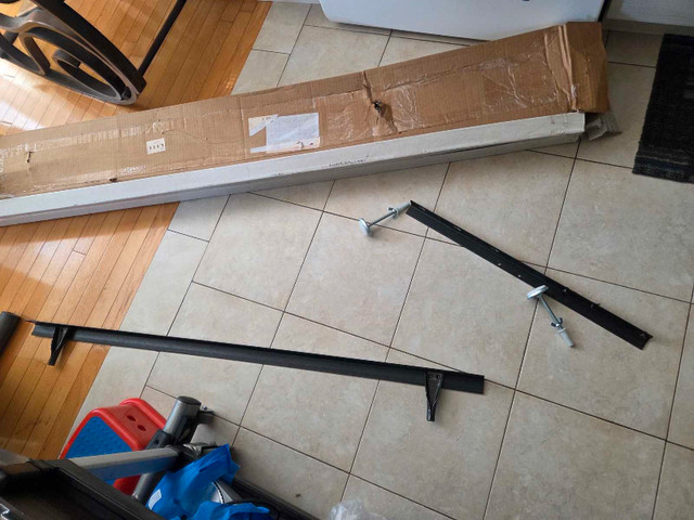 Brand New Extendable King/Queen Bed Frame - photo 4