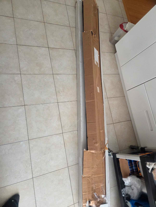 Brand New Extendable King/Queen Bed Frame - photo 5