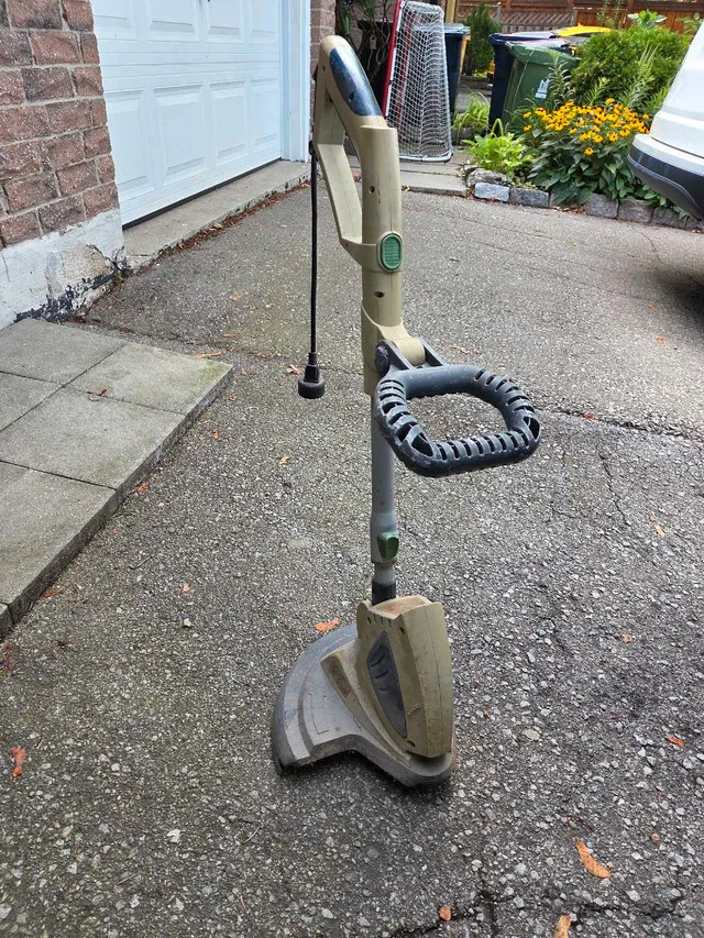 Electric Weed Wacker thumbnail