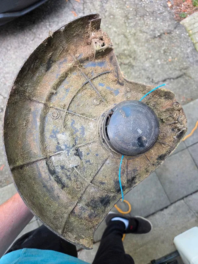 Electric Weed Wacker image indicator(3)