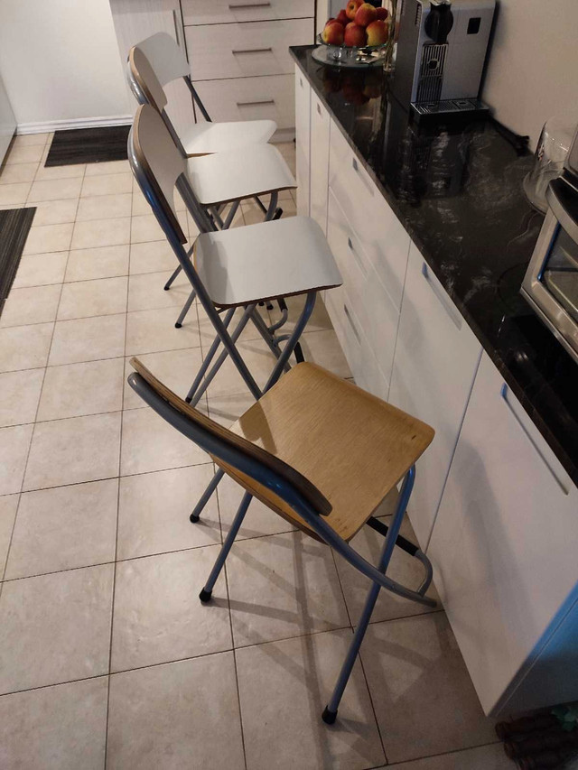 Foldable Bar Chairs - photo 3