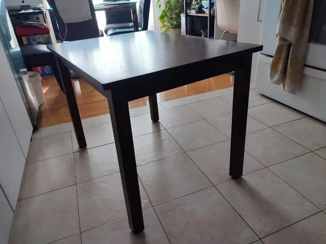 Pottery Barn Kids Table image indicator(6)