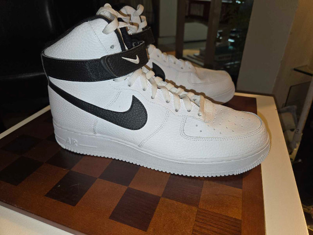 Nike Air Force 1