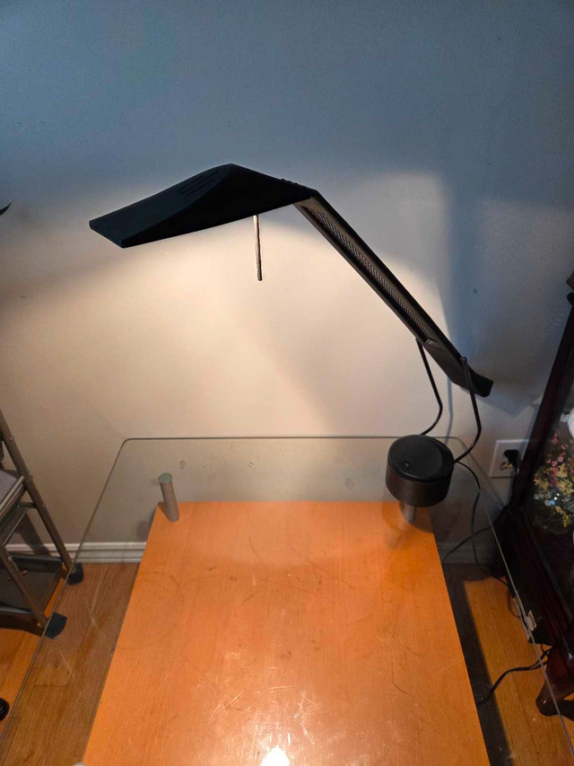 Koncept Z-Bar Desk Lamp