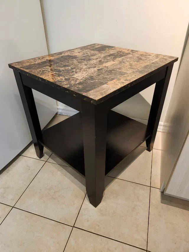 Marble Table thumbnail