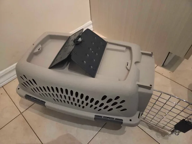 Petmate Pet Carrier image indicator(4)