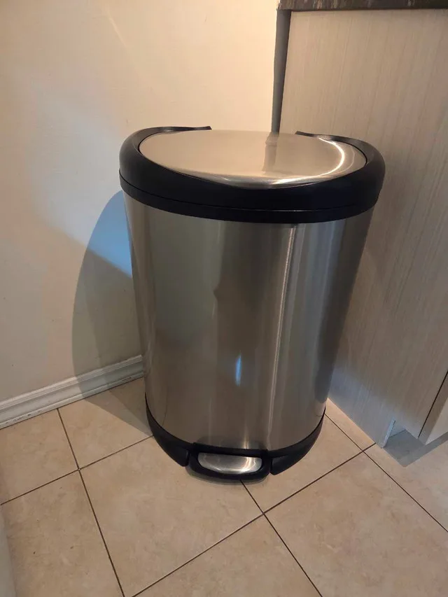 Stainless Steel Trash Can image indicator(8)