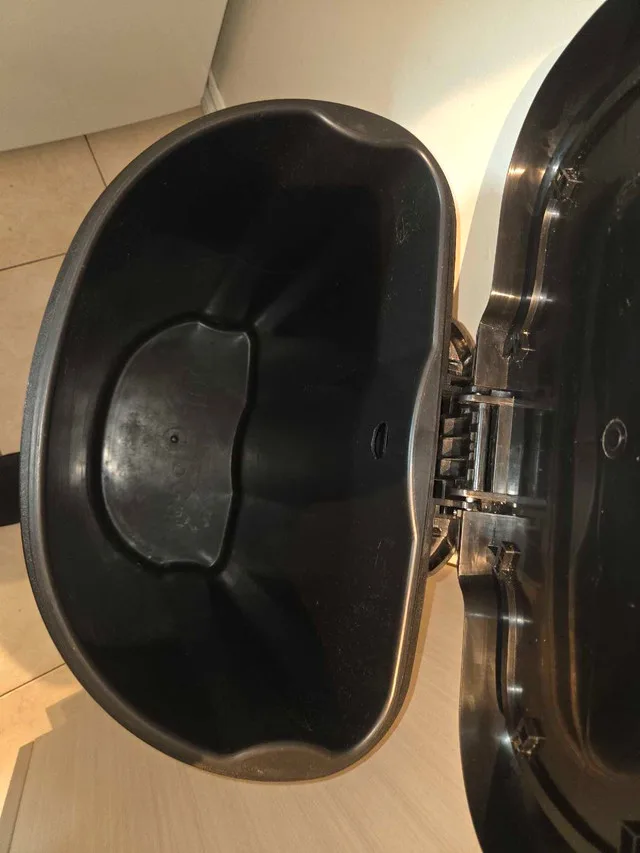 Stainless Steel Trash Can image indicator(10)