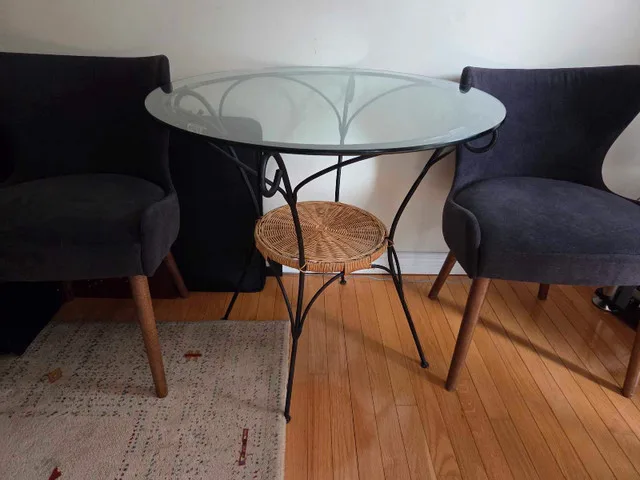 Glass Top Bistro Table image indicator(7)