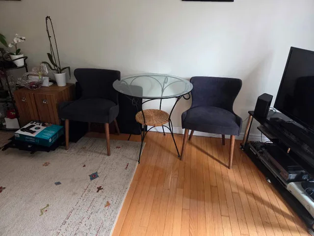 Glass Top Bistro Table image indicator(9)