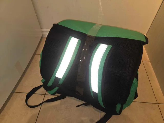 Mr. Puffs Delivery Bag image indicator(2)