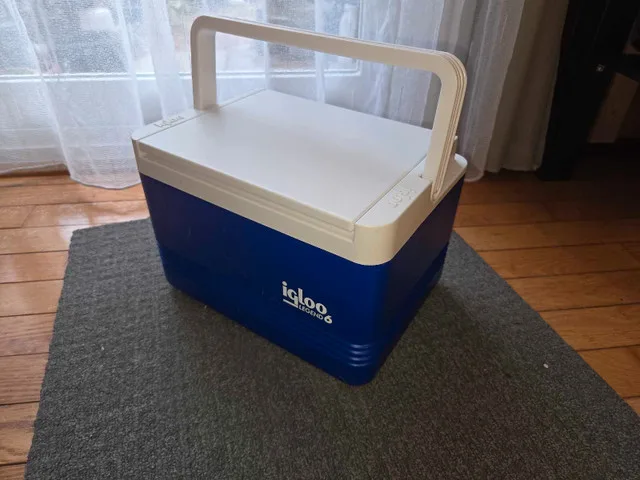 Igloo Legend 6 Cooler thumbnail