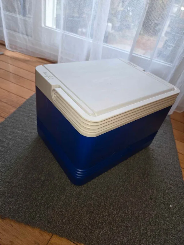 Igloo Legend 6 Cooler image indicator(2)