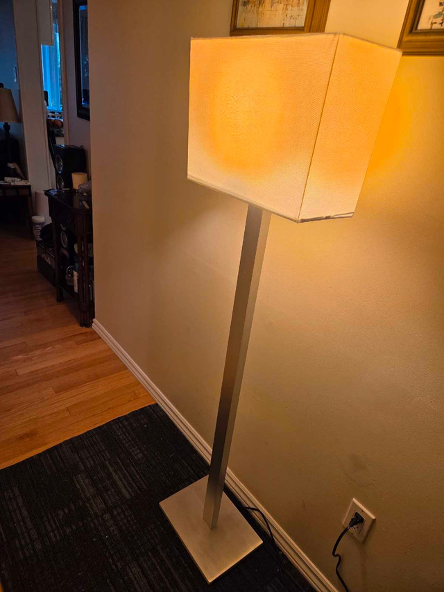 Modern Floor Lamp - photo 3