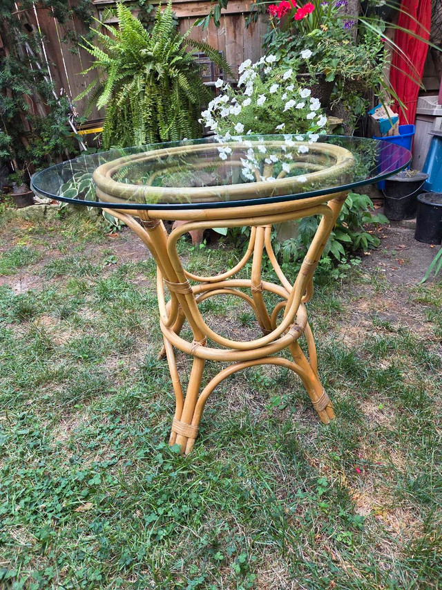 Rattan Glass Top Table - photo 3